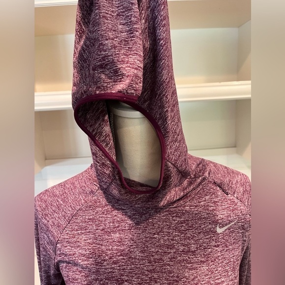 NIKE Dri-Fit Element Running Hoodie - Picture 6 of 10